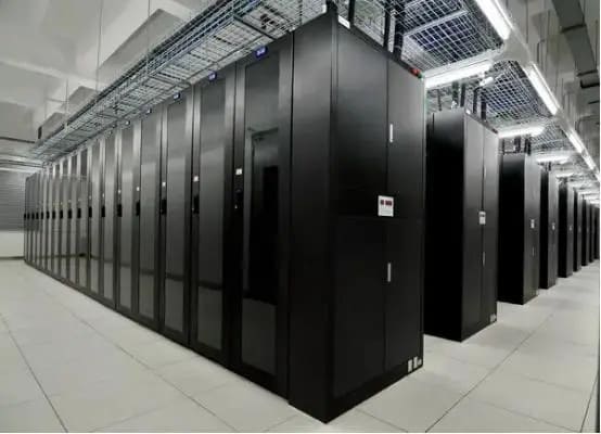 郑州16A机柜租用价格